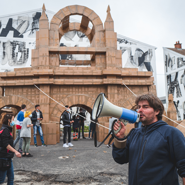 Photo : Olivier Grossetête, construction monumentale 