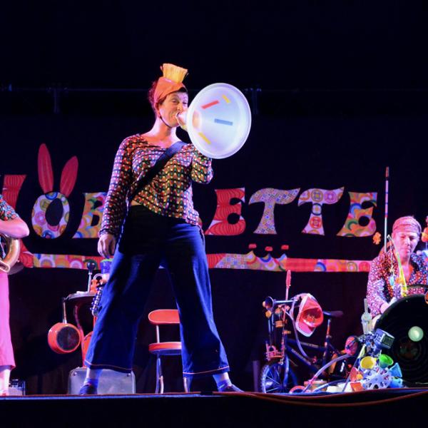Lucile Corbeille Image du spectacle MOBYLETTE