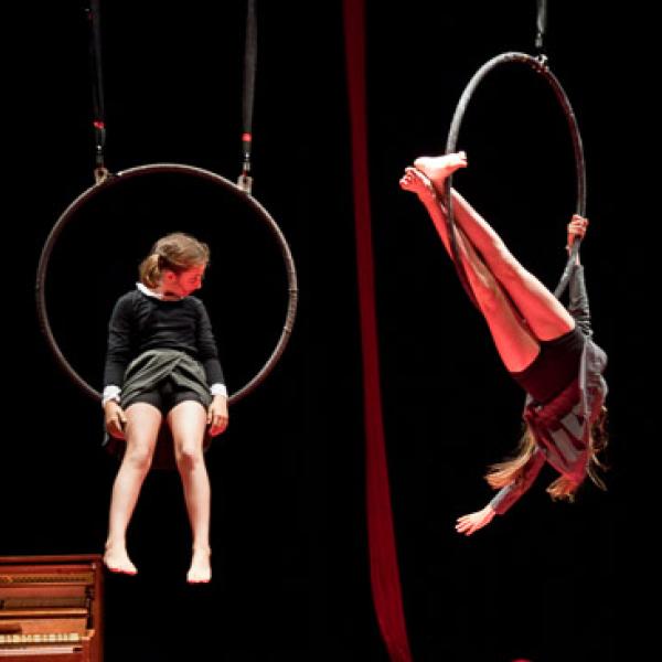 C.Trouilhet Image du spectacle DIABLOTEL DE LIDONIA